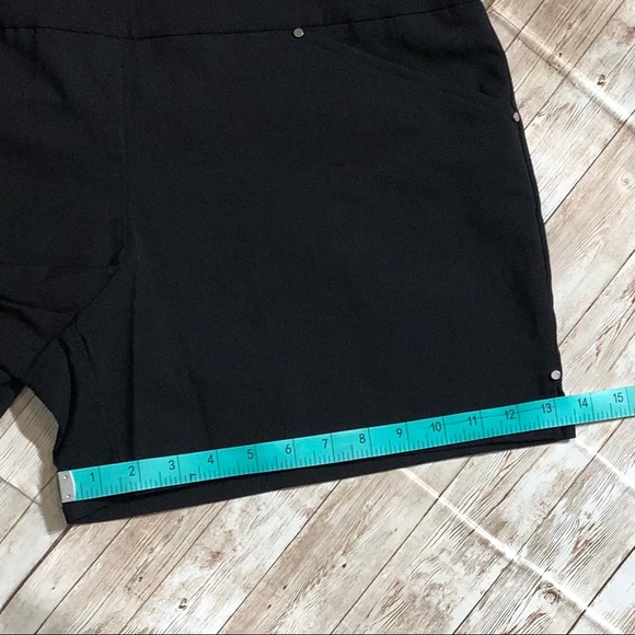 INC International Concept Black Pull-On Shorts 14 - Picture 4 of 9